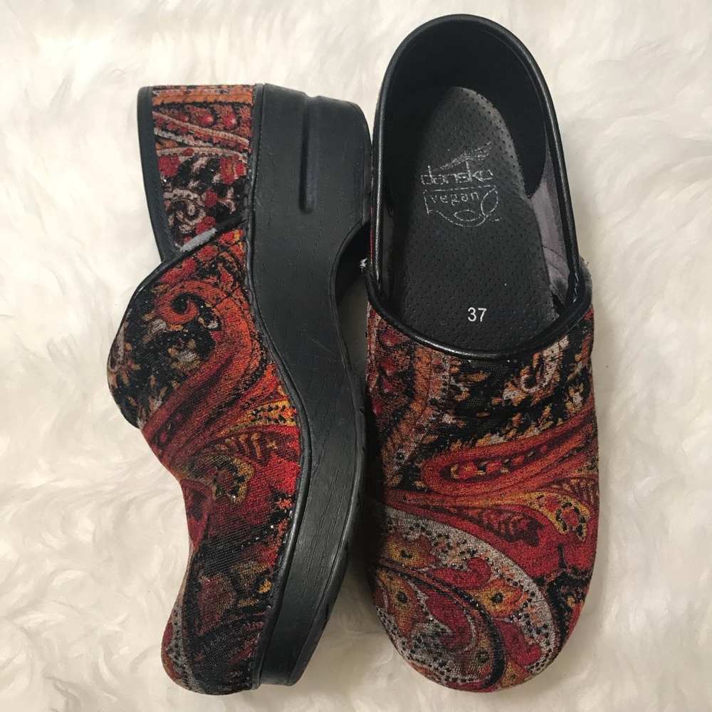 Dansko Clogs - Picture 5 of 8